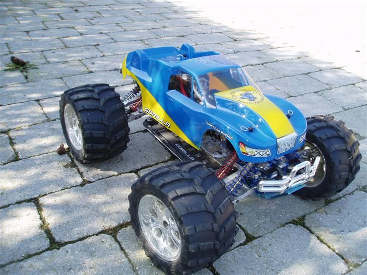 Truck Gorilla E-maxx  - Mamba brushless Gorilla E-maxx powered by Maxamps lipos billede 1