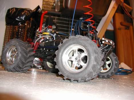 Truck T-MAXX billede 3