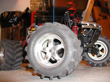 Truck T-MAXX billede 4