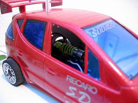 Bil Kyosho Mini-z - Ja der er sku også streetdæmpere i sådan en... billede 7