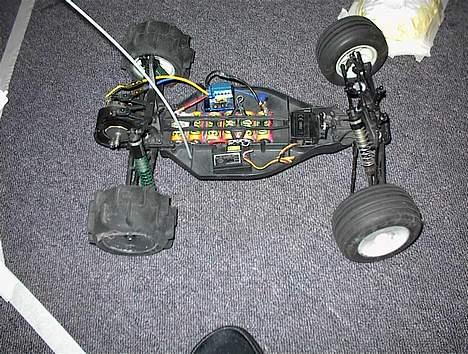 Truck AE T4 - Tja... syntes lige i skulle se hvad der er under karossen billede 2