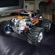 Off-Roader t-maxxx