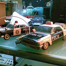 Bil 2 stk politibiler sælges 