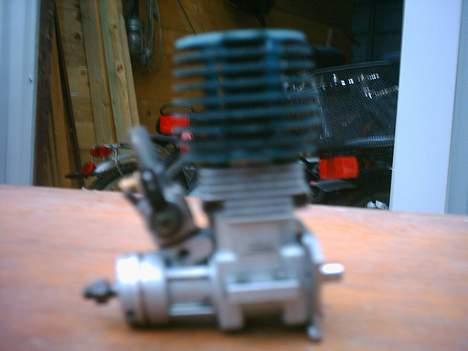 Truck Conquistador (solgt) - extra motor billede 11