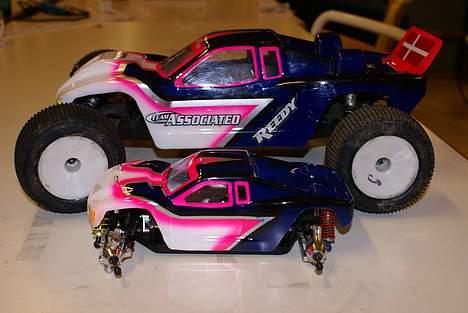 Truck Team Associated RC18T billede 9