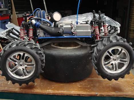 Bil Traxxas T-MAXX 2,5 R  billede 4