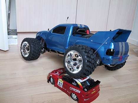 Bil FG Stadium truck billede 4