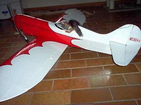 Fly gee bee sposter billede 2