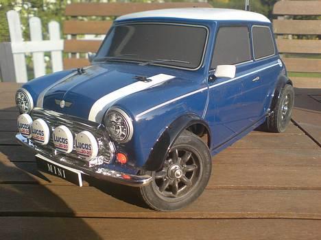Bil Tamiya Mini Cooper M-03 - Her med fronten jeg fik af Michael >Skødstrup< B, blev super fed syntes jeg!!! Endnu en gang 1.000 tak min ven... billede 3