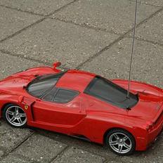 Bil Ferrari ENZO 1:10 SOLGT