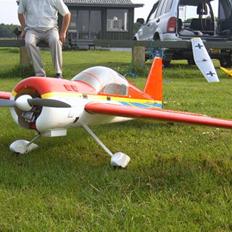 Fly YAK-54. Tømt og solgt.