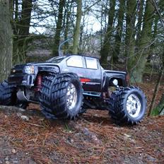 Off-Roader T-Maxx 3.3