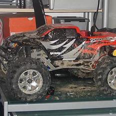 Off-Roader Savage X / LRP 28 Truggy