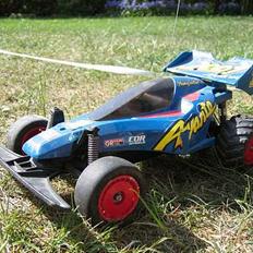 Buggy Tamiya Avante 2001