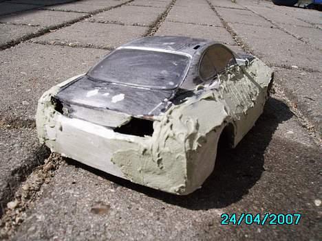 Bil Nissan Silvia - Der mangler stadig rigtig meget slibe og spartelarbejde ! billede 18