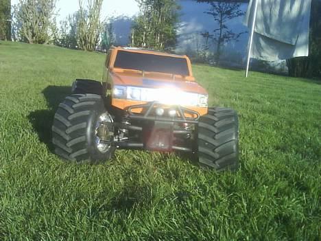 Off-Roader FG Hummer h2 - fed hummer nu med front bumber billede 1