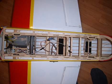 Fly YAK-54. Tømt og solgt. billede 8