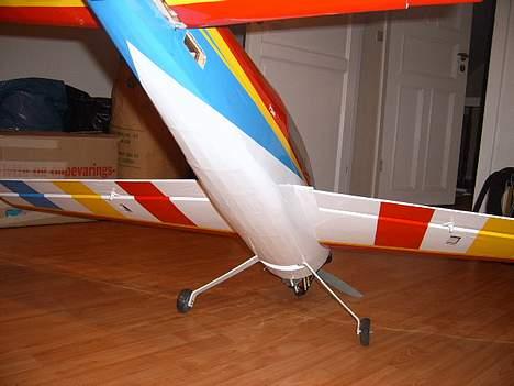 Fly YAK-54. Tømt og solgt. billede 10