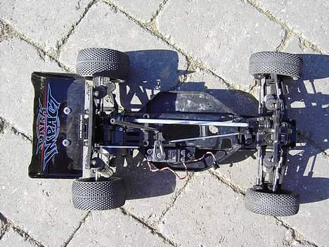 Buggy Tamiya DF-03 Dark Impact - Uden elektronik - lige skyllet under vandhanen! :-) billede 3