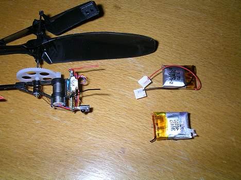 Helikopter Picooz - Nyt batteri og gammelt batteri billede 7