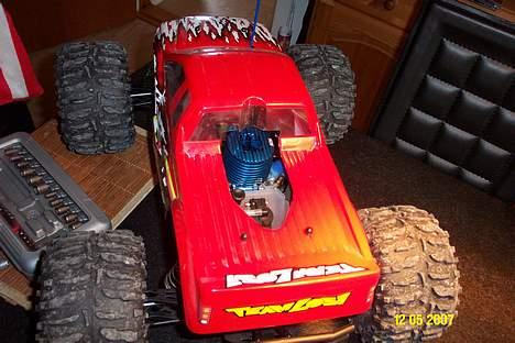 Truck Team Losi LST - LRP z.28r billede 4