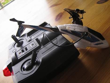 Helikopter PiccoZ - Picco´en til opladning. billede 2