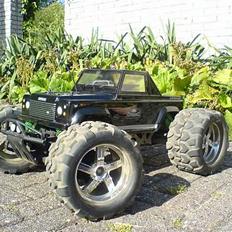 Off-Roader HPI Savage 25 Truckzilla