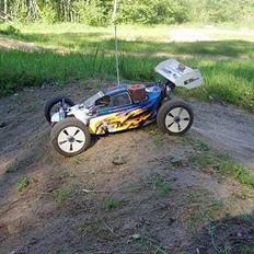 Buggy kyosho inferno MP.7,5 