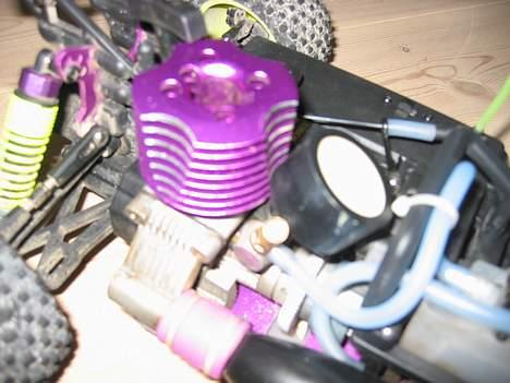 Bil solgt - Atomic Warhead billede 6