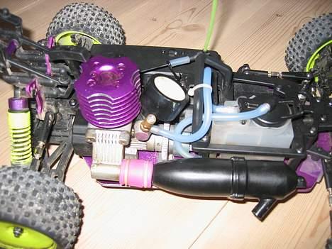 Bil solgt - Atomic Warhead billede 9