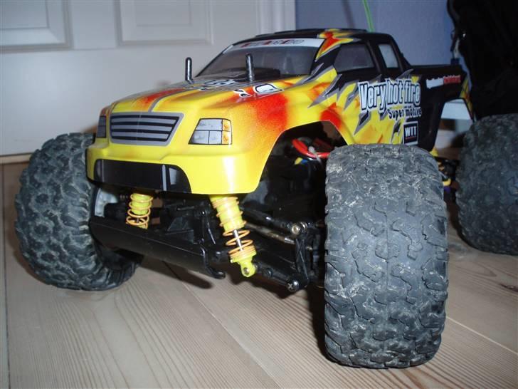Off-Roader solgt -bonzer big foot billede 1