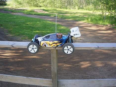 Buggy kyosho inferno MP.7,5  billede 1