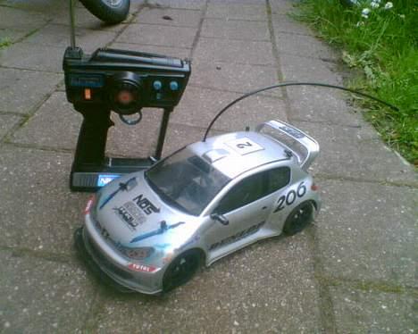 Bil Nikko Peugeot 206 - Sammen med Fjernbetejningen billede 8