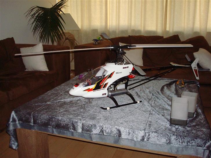 Helikopter CENTURY RAVEN 50 billede 3