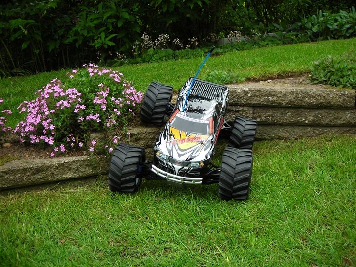 Off-Roader T-Maxx 2,5R billede 2