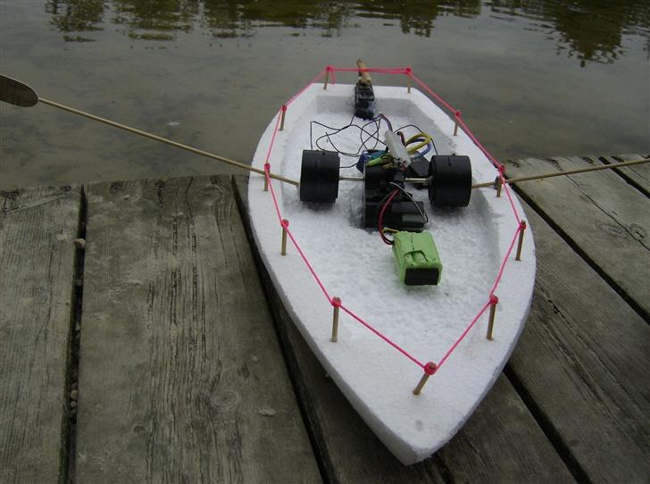 Båd ".·´¯`·.·Robåd·.·´¯`·." billede 2