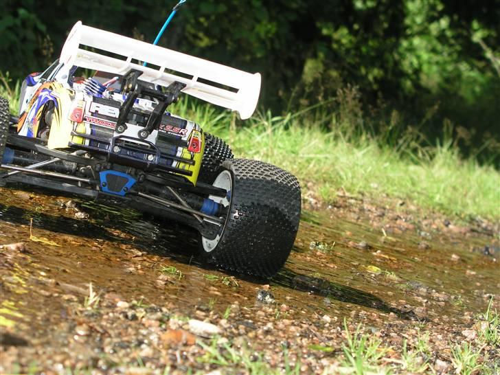 Off-Roader Revo 2,5 Truggy billede 18
