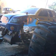 Off-Roader Tornado 4WD