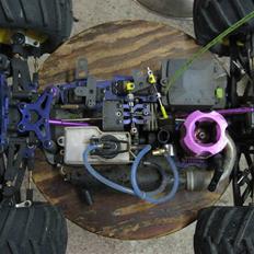 Bil Tornado 4WD NITRO truck