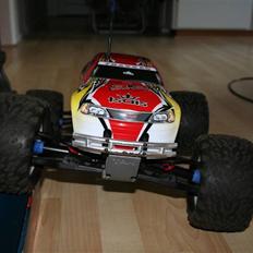 Off-Roader T-Maxx 3,3 *SOLGT*