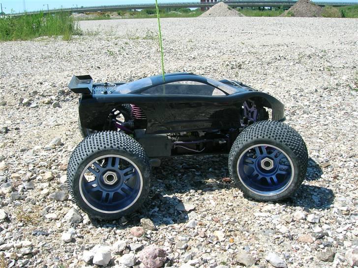 Off-Roader Tornado - Tornado med Saleen S7R karosse. billede 14