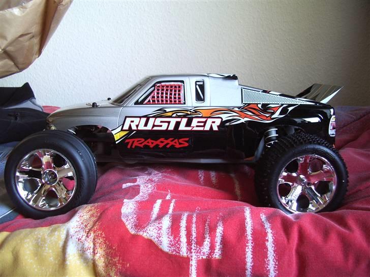 Off-Roader Traxxas Rustler Brushless - Ser jo super lækker ud billede 1