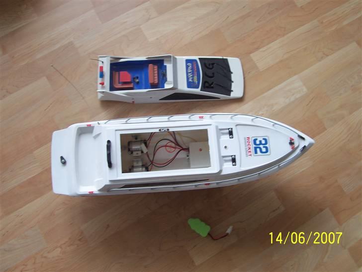 Båd Marchand - det hele lagt frem. billede 4