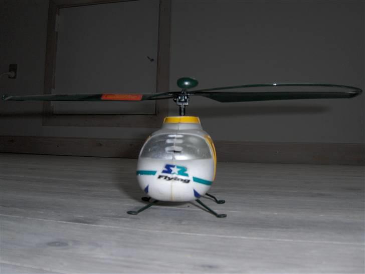 Helikopter SZ Flying billede 1
