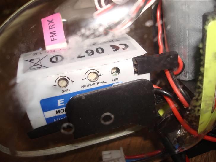 Helikopter LAma - 4 i 1 gyro modtager fart regulator, hvad er nr 4??? hmmm who cares.  billede 3