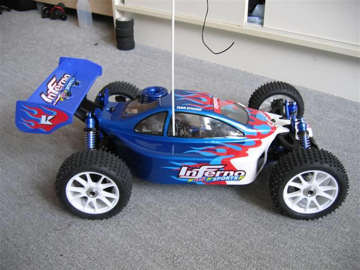 Buggy Kyosho inferno us sports - Stadig helt ny! billede 3