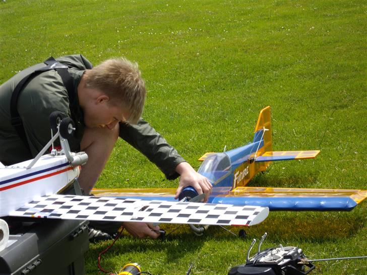 Fly Furure "smadret" billede 13