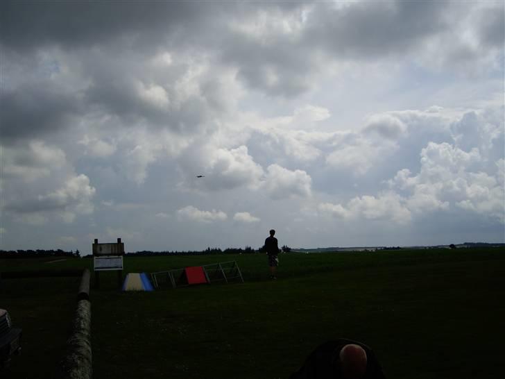 Fly Furure "smadret" billede 16