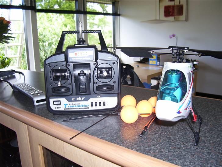 Helikopter 4 kanals Honey Bee solgt billede 6