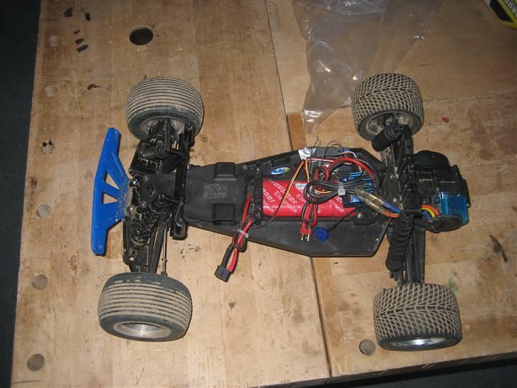 Bil Traxxas Rustler billede 2
